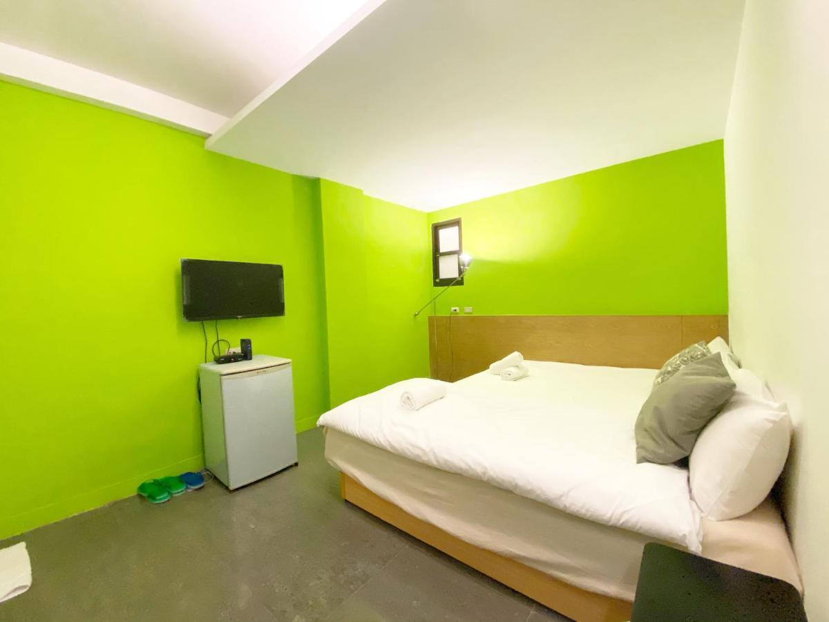 Fengjia Jyl Apartamento Taichung Exterior foto