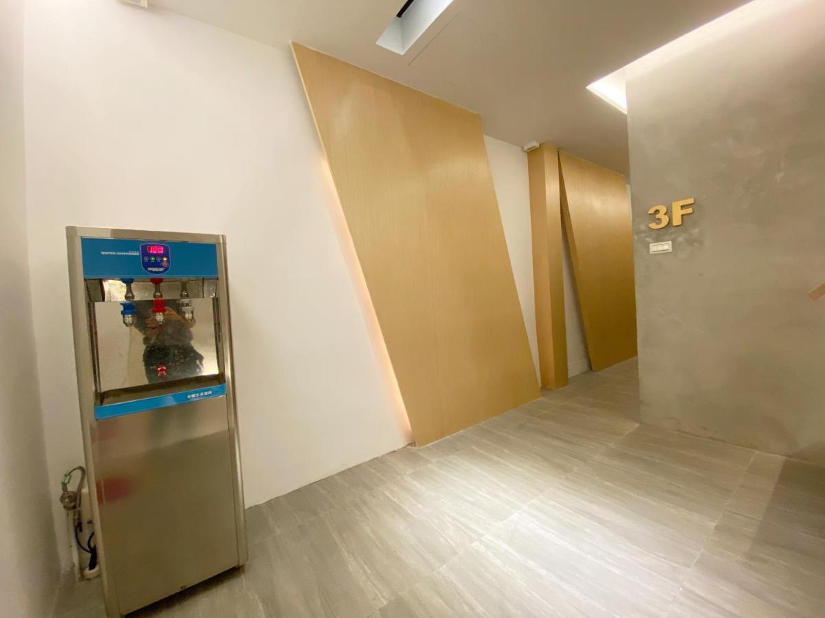 Fengjia Jyl Apartamento Taichung Exterior foto