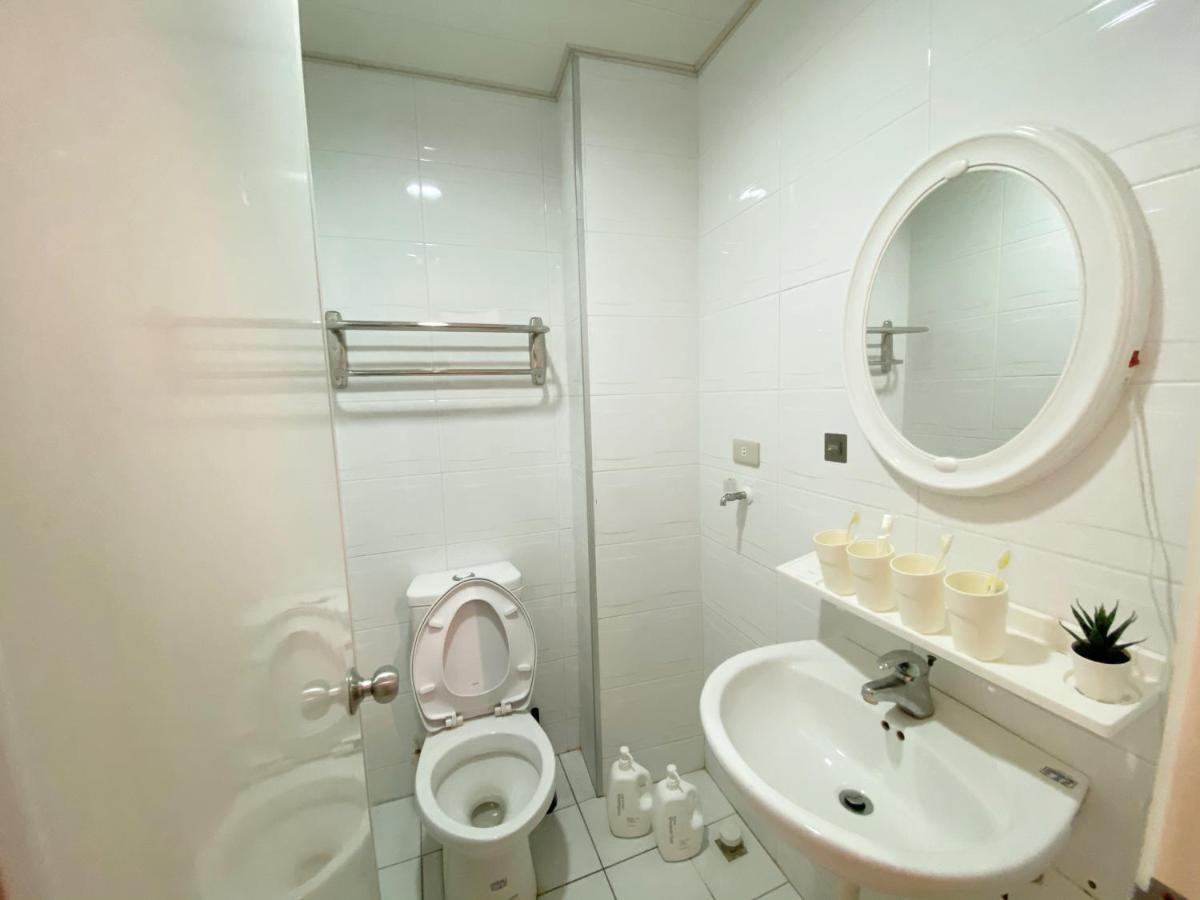 Fengjia Jyl Apartamento Taichung Exterior foto